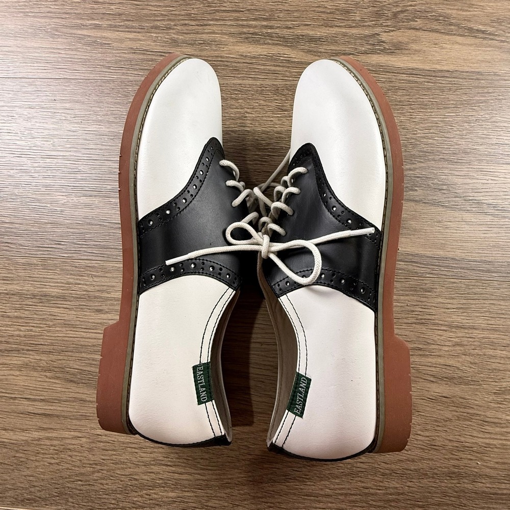 Eastland Sadie Saddle Shoes Womens Black White Leather Oxford Memory Foam 11 - Picture 12 of 13